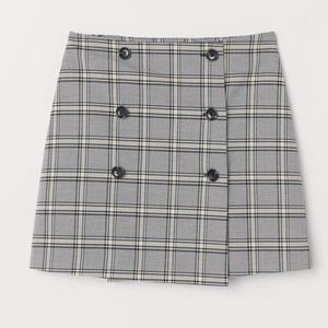 NWOT H&M Plaid Button-up Skirt